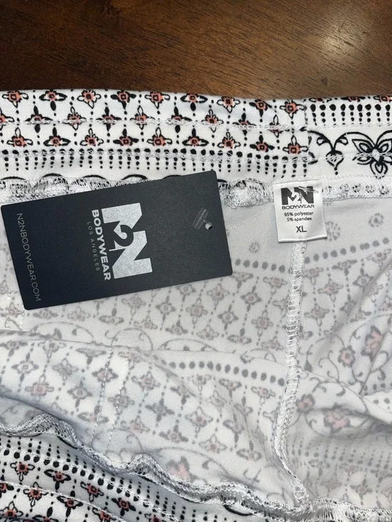 N2N Provence Lounge Drawstring Shorts - Picture 6 of 9